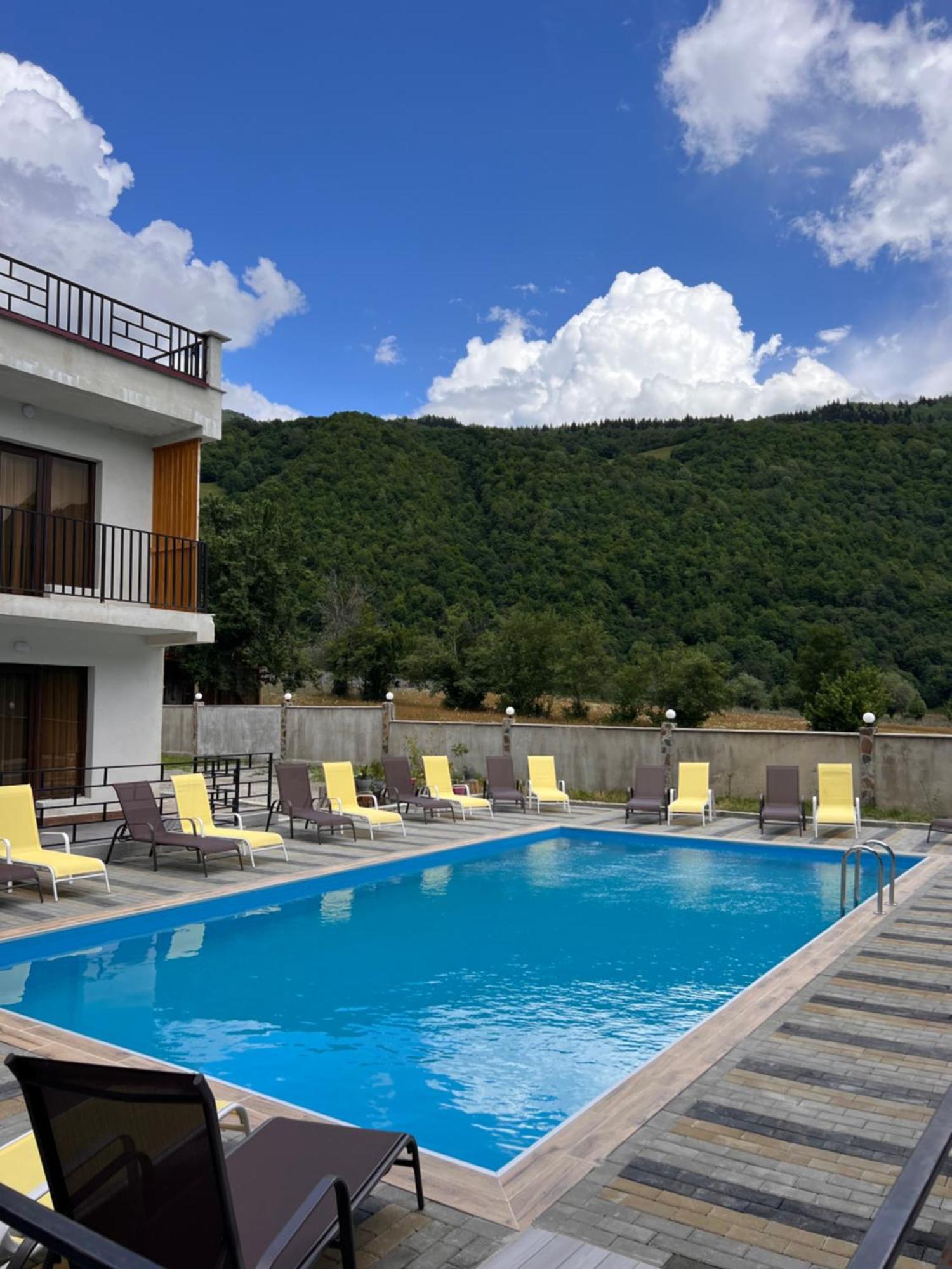 Anne'S Hotel In Mestia Kültér fotó